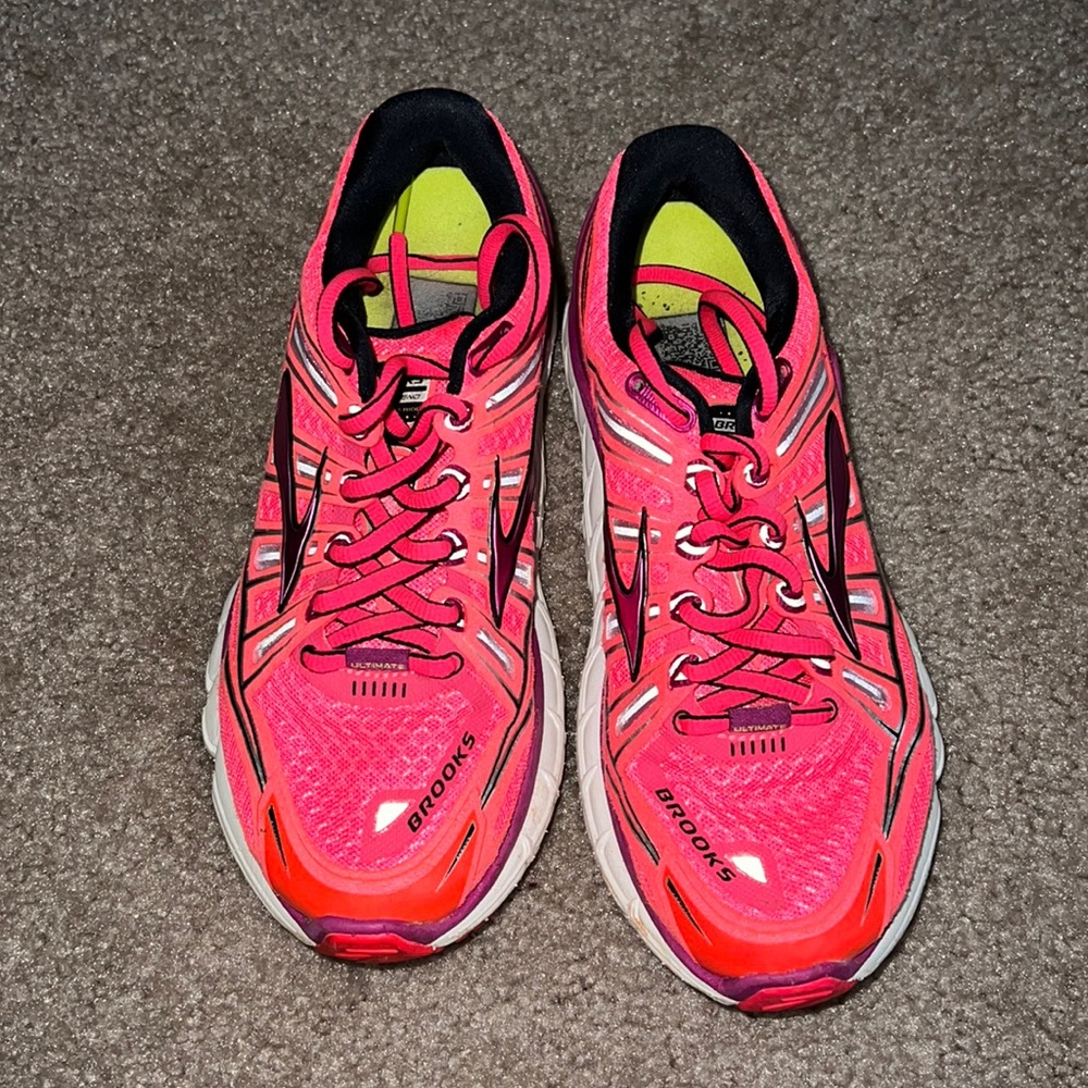 Brooks Ghost Pink Running Shoes